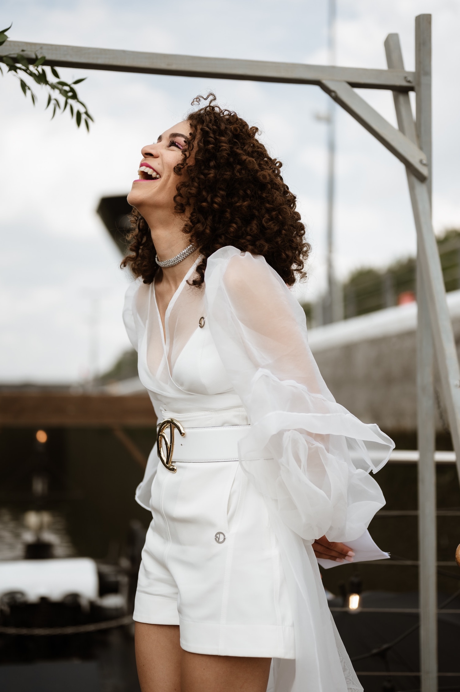 Urban wedding in Lille on a barge - Sawssen + Samuel - Madame C Wedding Blog