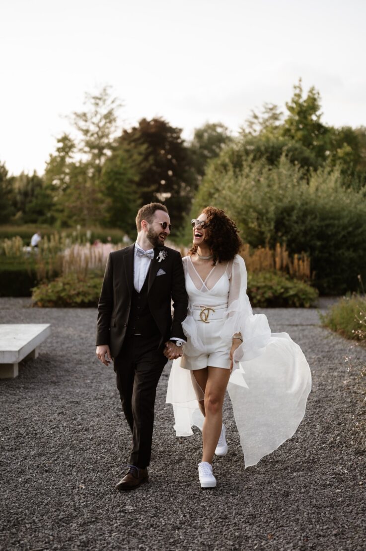 Urban wedding in Lille on a barge © Marie Dubrulle