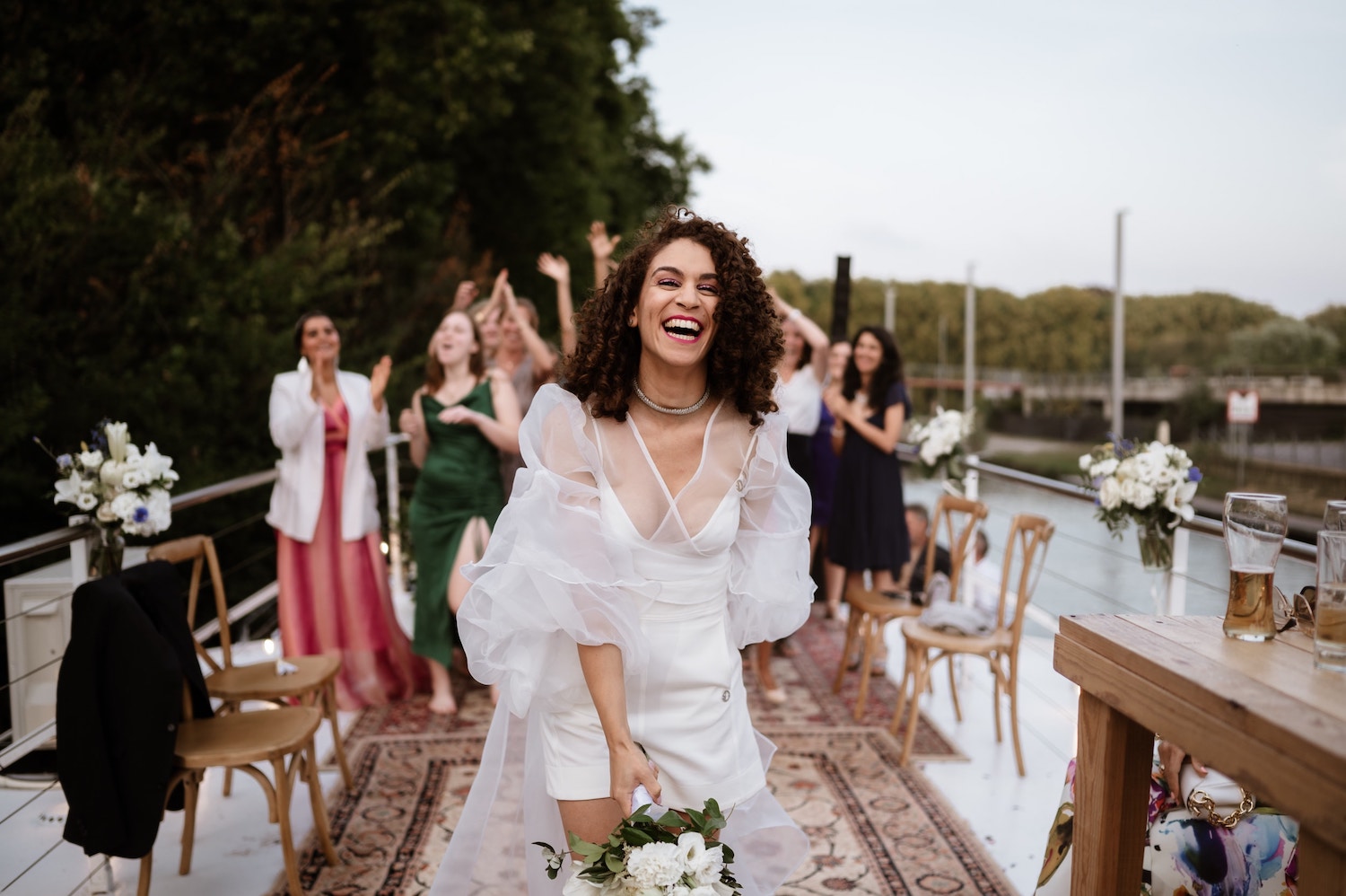 Urban wedding in Lille on a barge - Sawssen + Samuel - Madame C Wedding Blog
