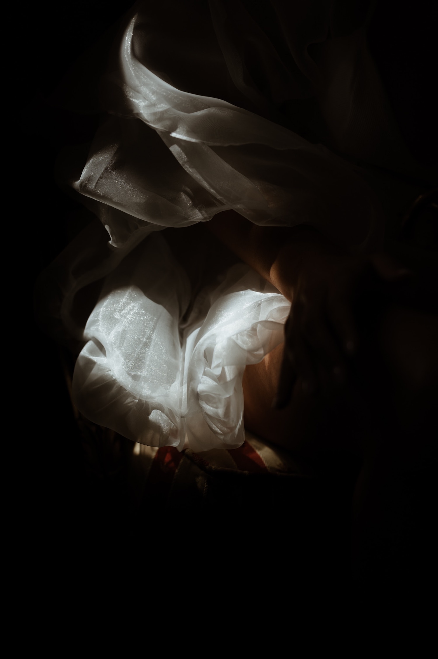 Mariage urbain à Lille sur une péniche - Sawssen + Samuel - Blog Mariage Madame C