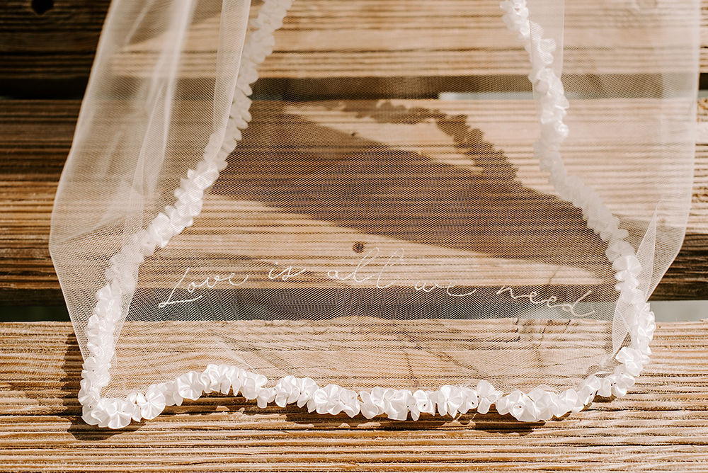 Love is all we need - Blog Mariage Madame C Love is all we need - Blog Mariage Madame C