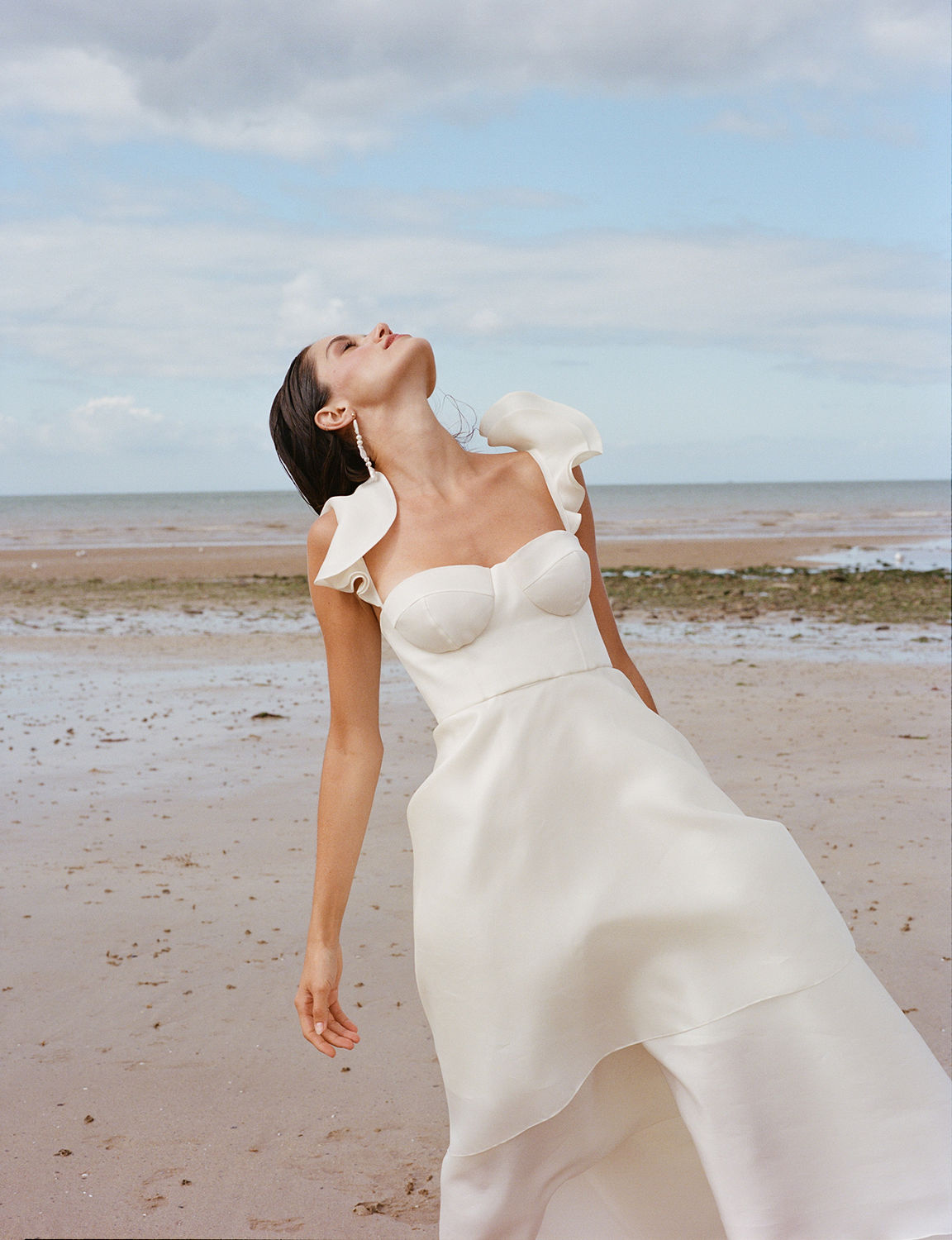 Azéline Paris Collection 2023 - Robes de mariée - Blog Mariage Madame C Azéline Paris Collection 2023 - Robes de mariée - Blog Mariage Madame C