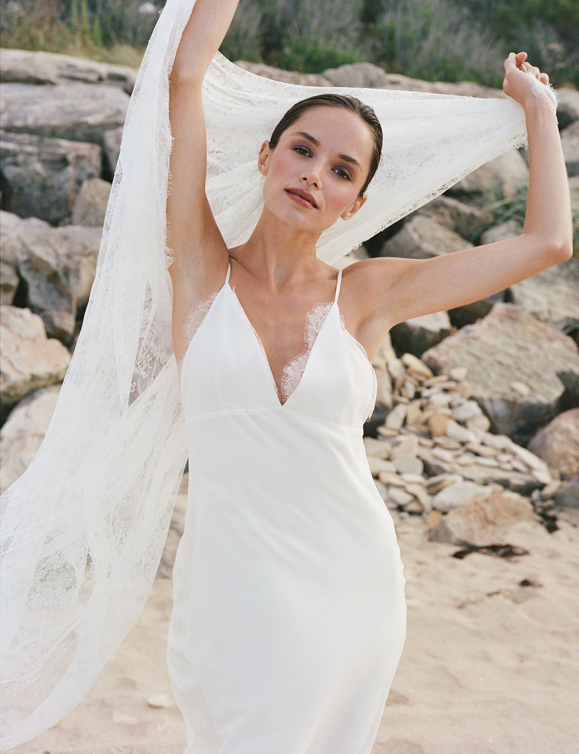 Azéline Paris Collection 2023 - Robes de mariée - Blog Mariage Madame C Azéline Paris Collection 2023 - Robes de mariée - Blog Mariage Madame C