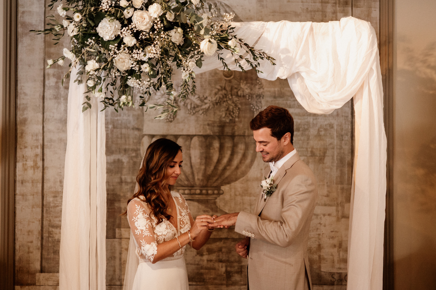 Mariage au Château la Tour Vaucros - Pauline + Thibault - Blog Mariage Madame C