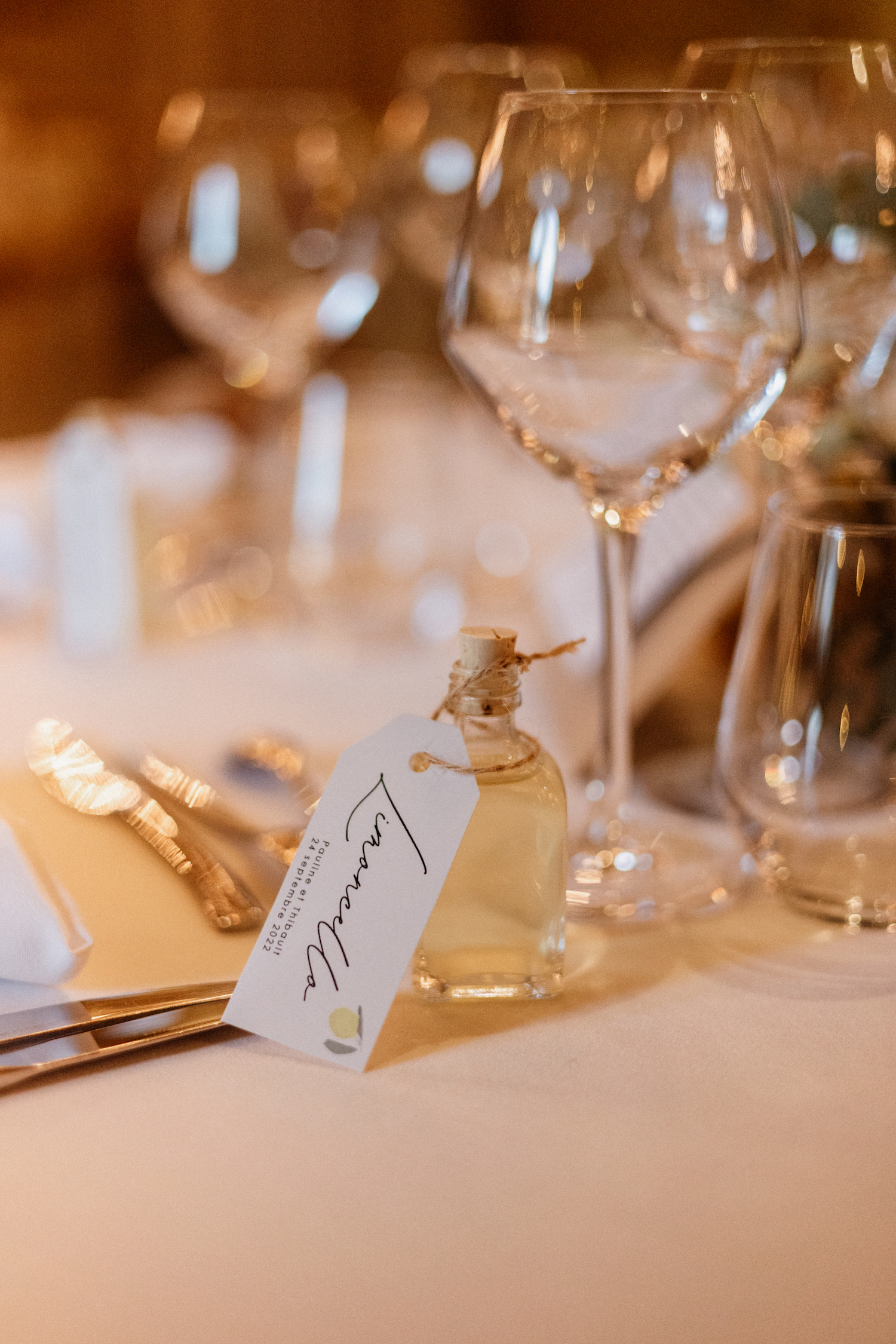 Mariage au Château la Tour Vaucros - Pauline + Thibault - Blog Mariage Madame C