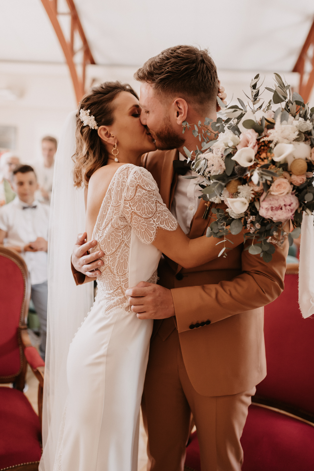 Mariage terracotta au Mas de Remoulis - Jeanne + Arthur - Blog Mariage Madame C