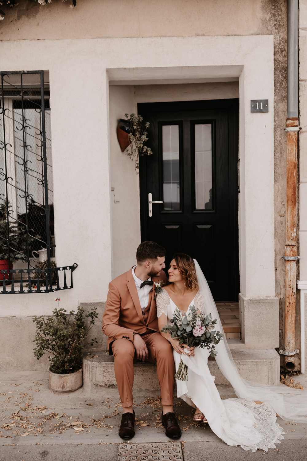Mariage terracotta au Mas de Remoulis - Jeanne + Arthur - Blog Mariage Madame C