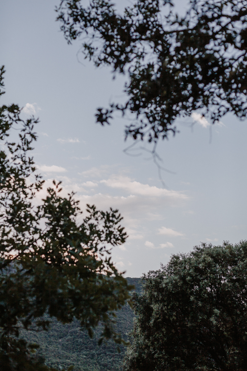 Mariage terracotta au Mas de Remoulis - Jeanne + Arthur - Blog Mariage Madame C