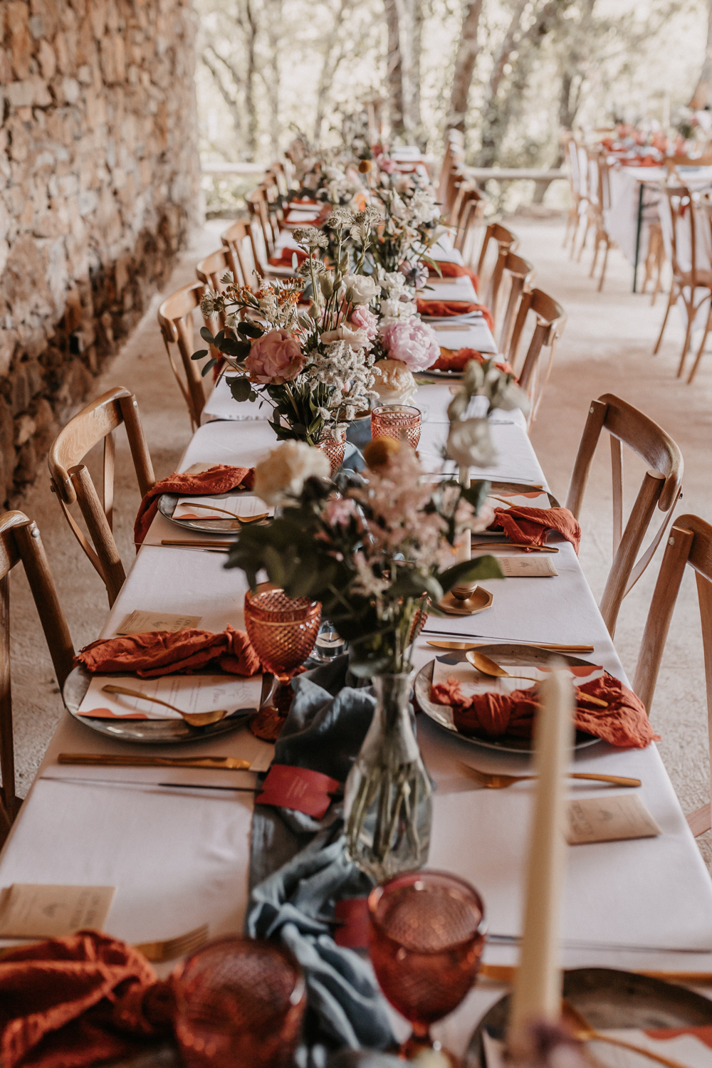 Mariage terracotta au Mas de Remoulis - Jeanne + Arthur - Blog Mariage Madame C