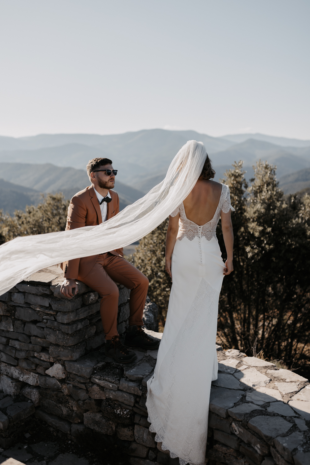 Mariage terracotta au Mas de Remoulis - Jeanne + Arthur - Blog Mariage Madame C