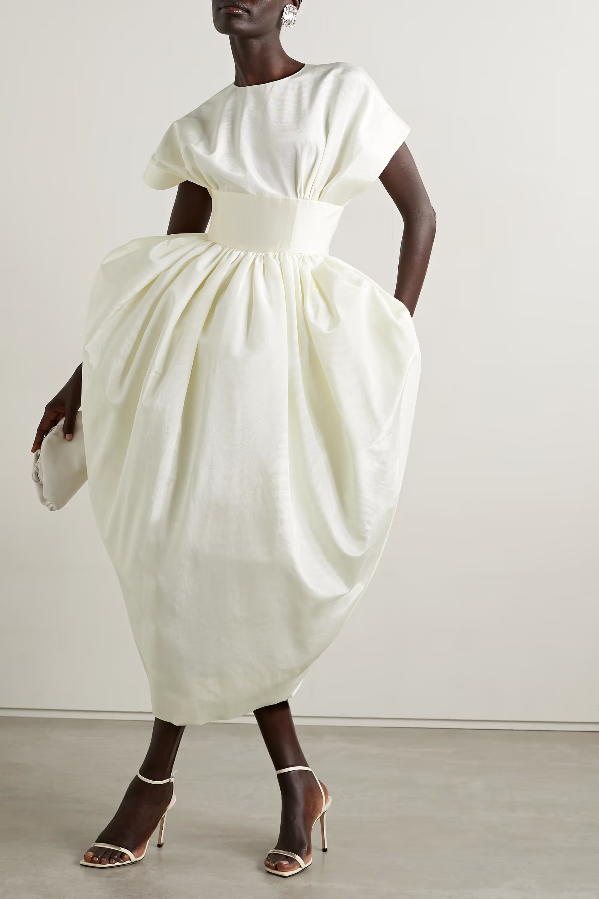 10 robes de mariée modernes à acheter en ligne - Blog Mariage Madame C