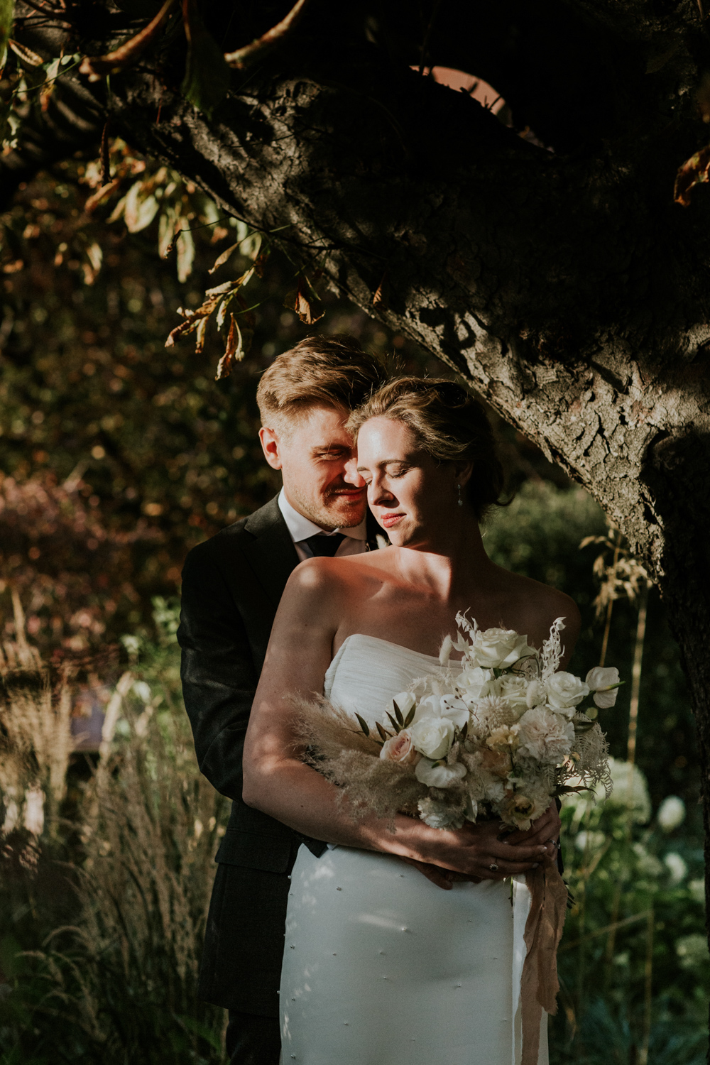 Mariage Moderne en blanc à Strasbourg - Anne + Yannick - Blog Mariage Madame C