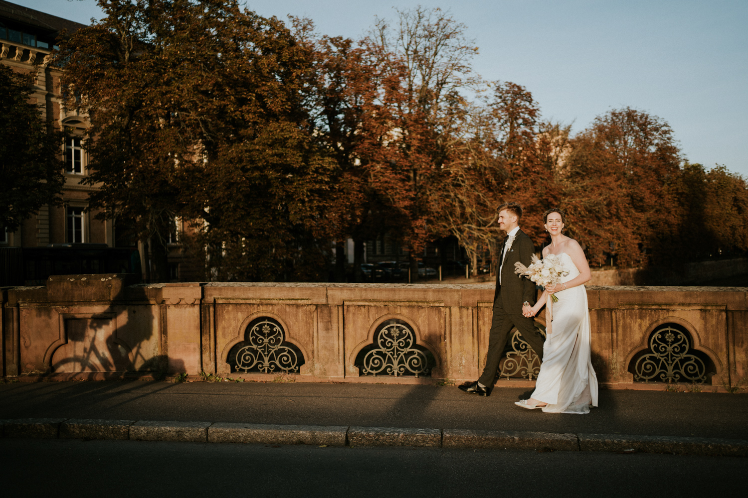 Mariage Moderne en blanc à Strasbourg - Anne + Yannick - Blog Mariage Madame C