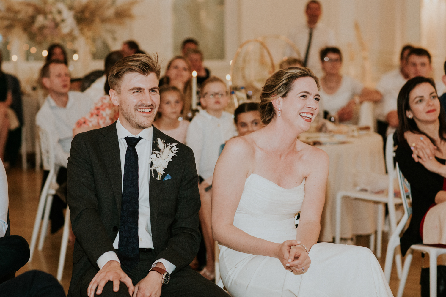 Mariage Moderne en blanc à Strasbourg - Anne + Yannick - Blog Mariage Madame C