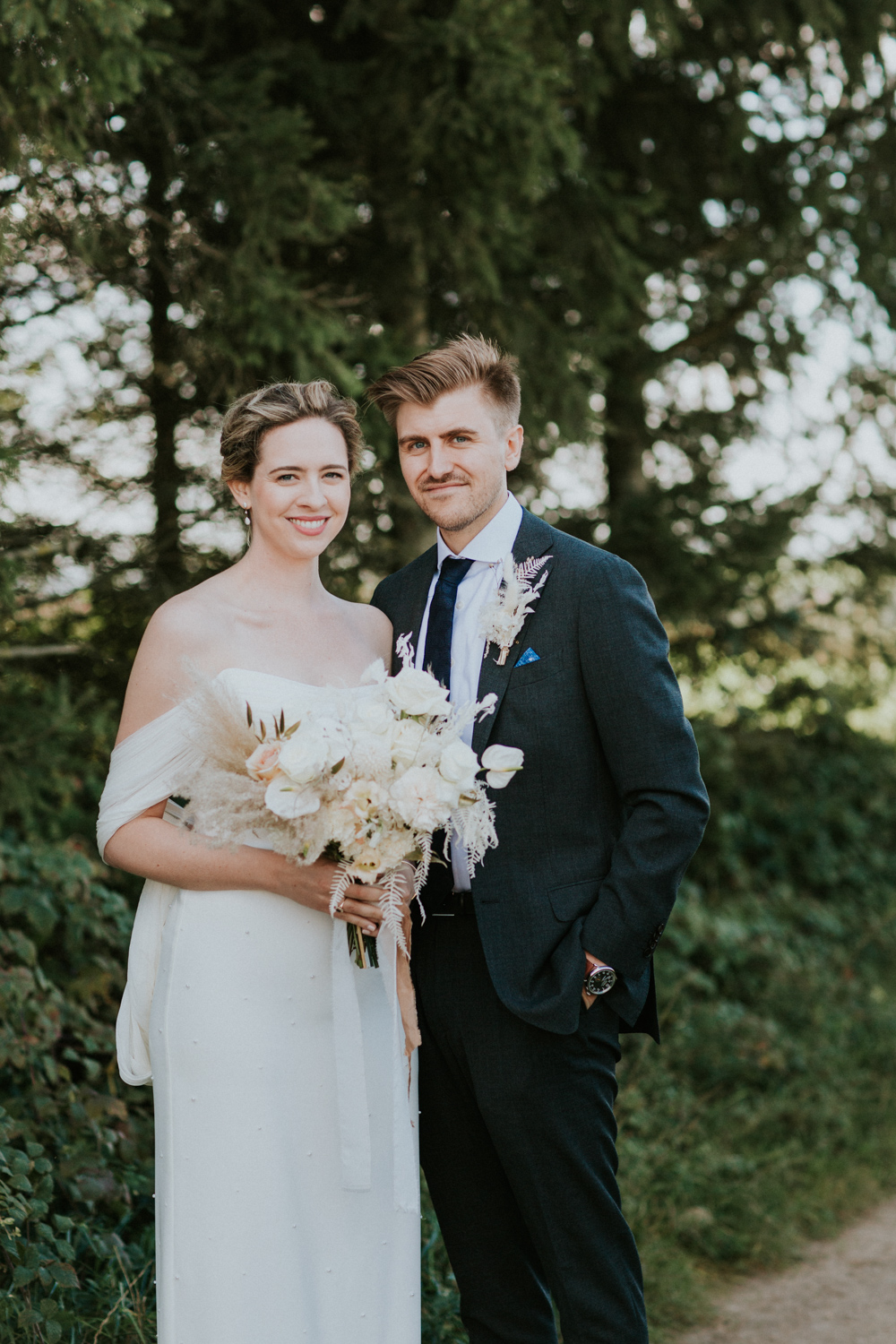 Mariage Moderne en blanc à Strasbourg - Anne + Yannick - Blog Mariage Madame C