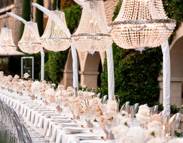 Mariage Couture à Gordes © Marion Co