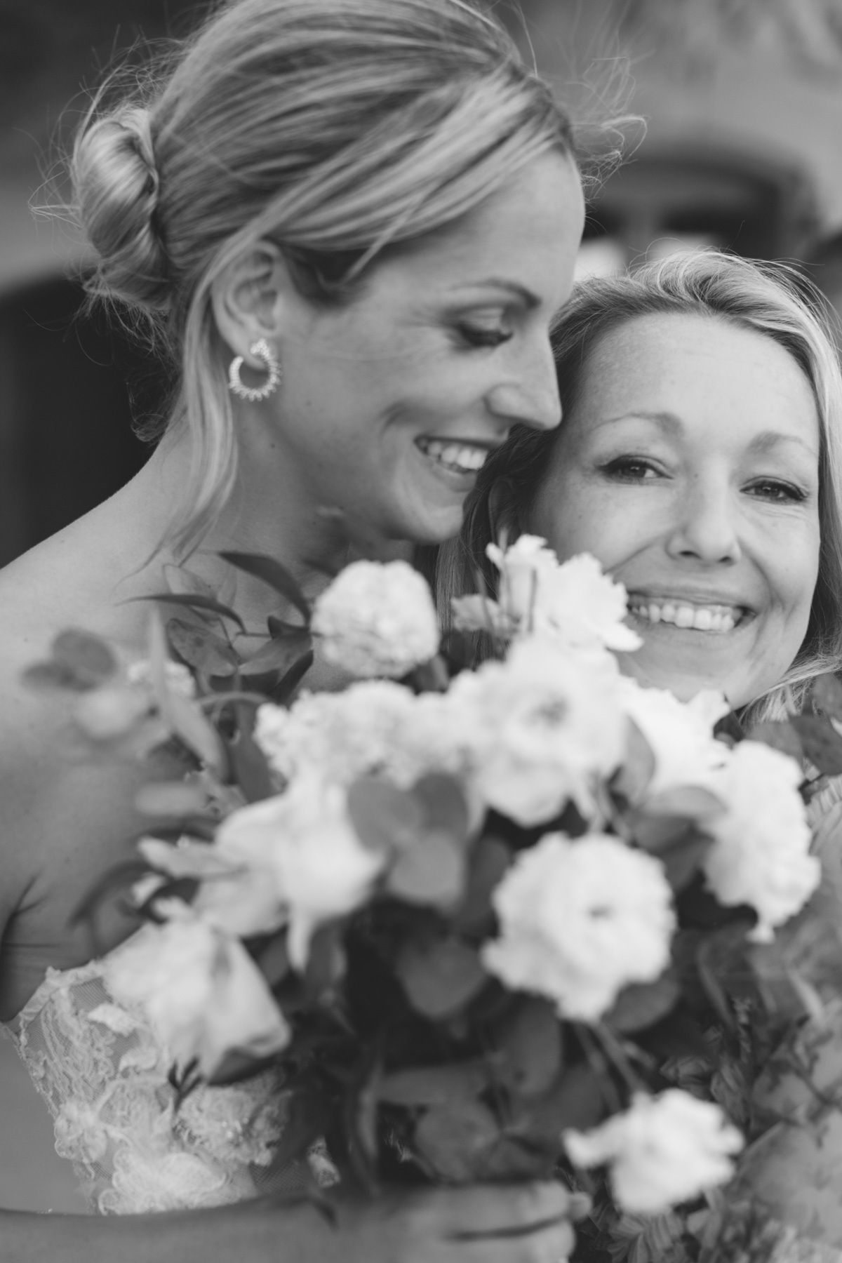 Mariage romantique aux Domaines de Patras - Cora + François - Blog Mariage Madame C