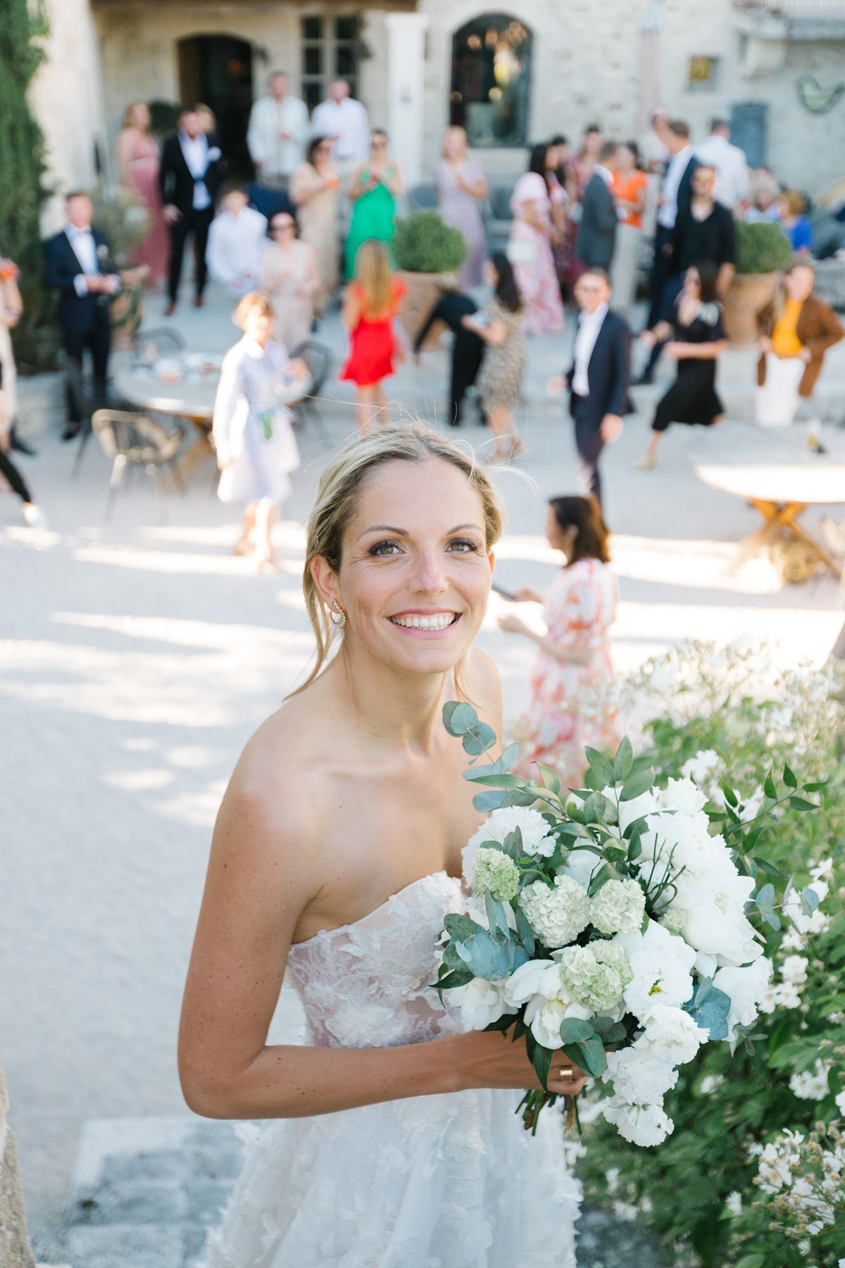 Mariage romantique aux Domaines de Patras - Cora + François - Blog Mariage Madame C