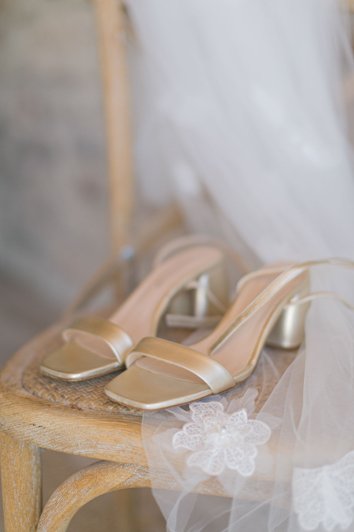 Mariage romantique aux Domaines de Patras - Cora + François - Blog Mariage Madame C