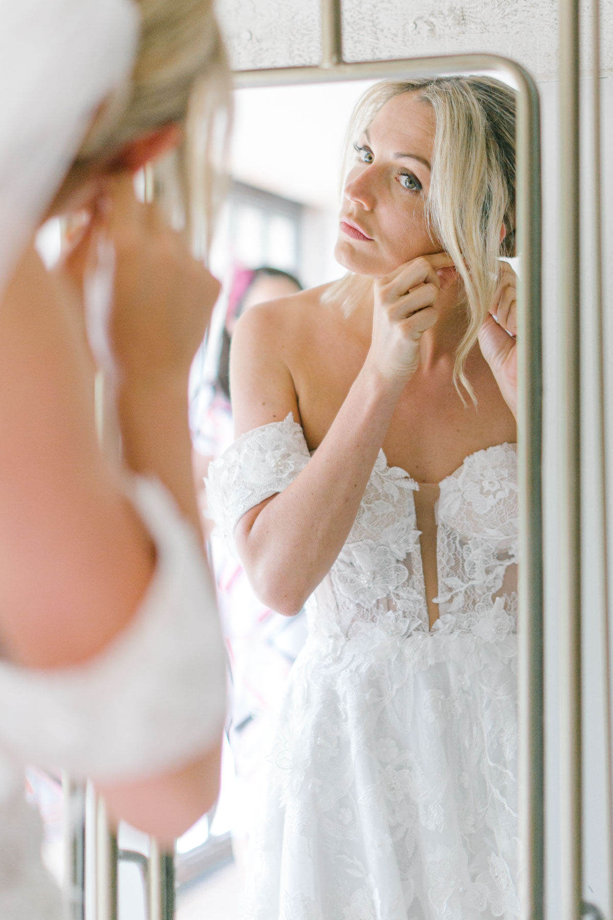 Mariage romantique aux Domaines de Patras - Cora + François - Blog Mariage Madame C