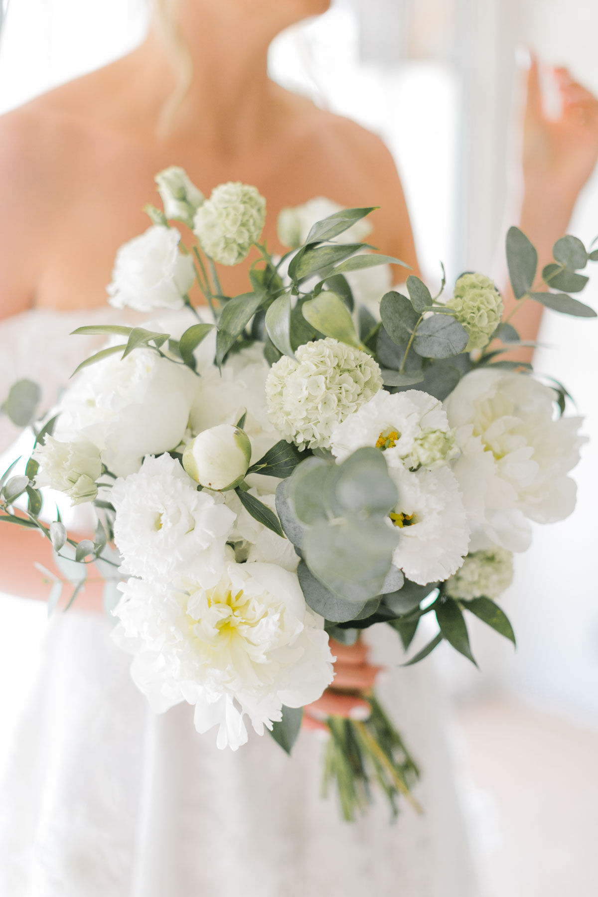 Mariage romantique aux Domaines de Patras - Cora + François - Blog Mariage Madame C