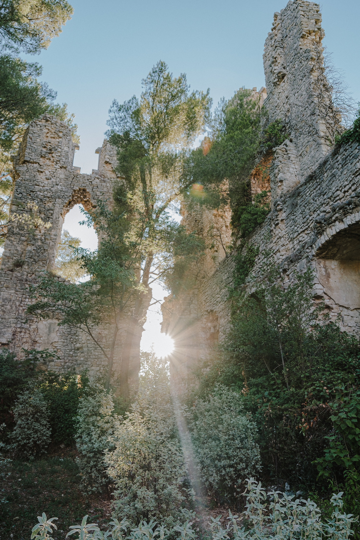 Mariage de Provence au Château de Grimaldi - Daphné + Clément - Blog Mariage Madame C