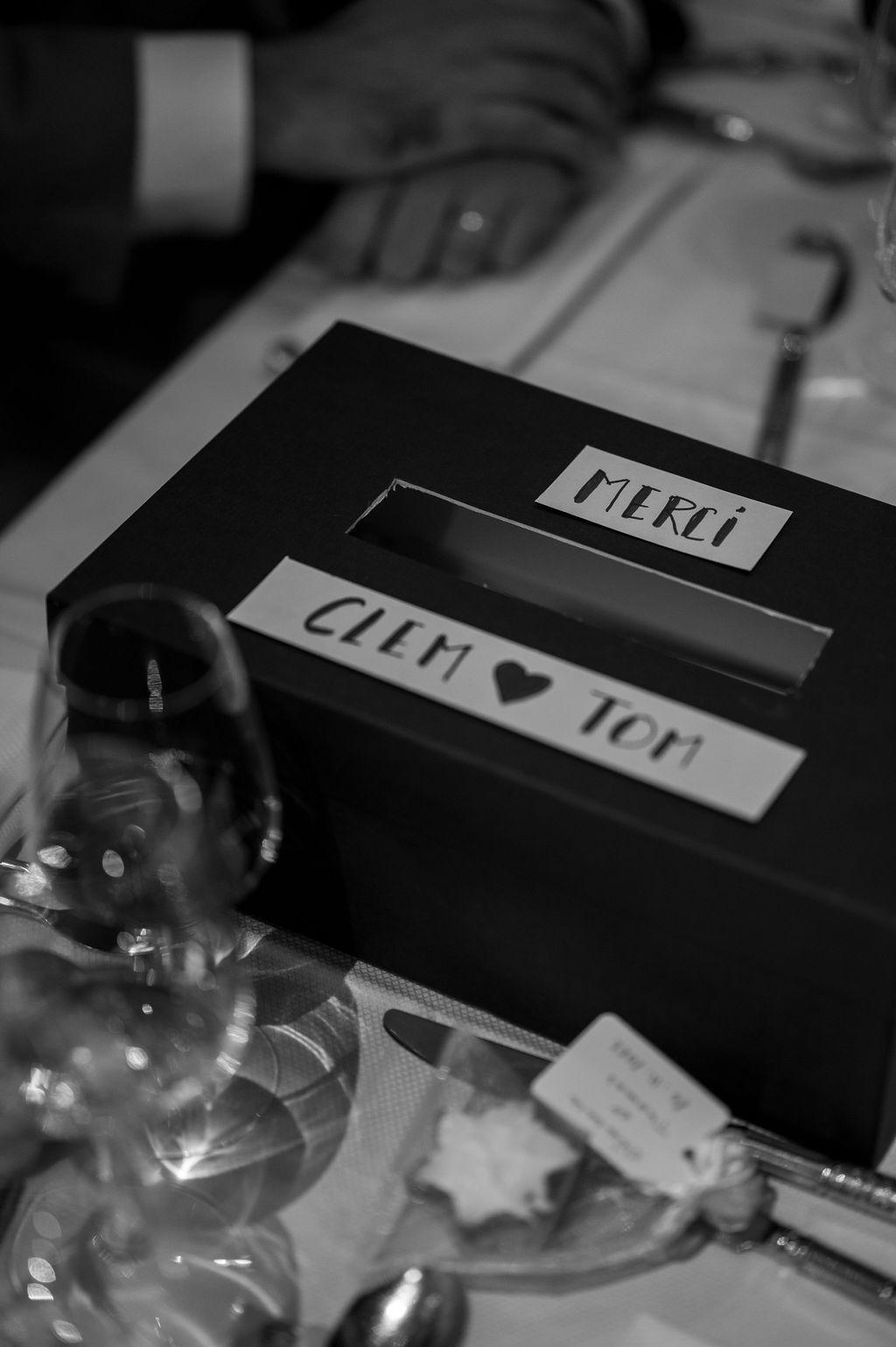 Mariage civil d'hiver à Paris 5 - Clémence + Thomas - Blog Mariage Madame C Mariage civil d'hiver à Paris 5 - Clémence + Thomas - Blog Mariage Madame C