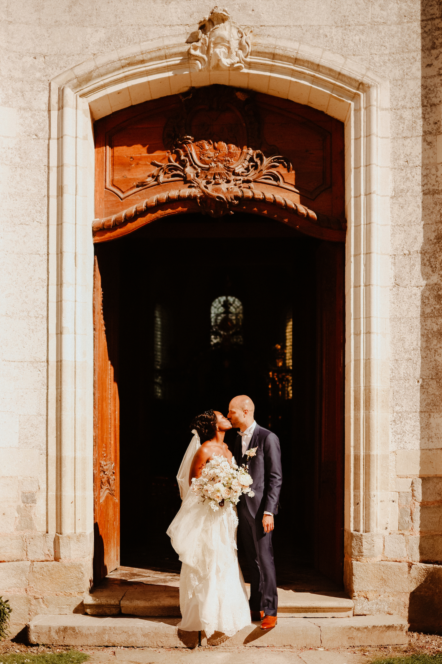 Mariage dans une Abbaye en Picardie - Fabiola + Christopher - Blog Mariage Madame C