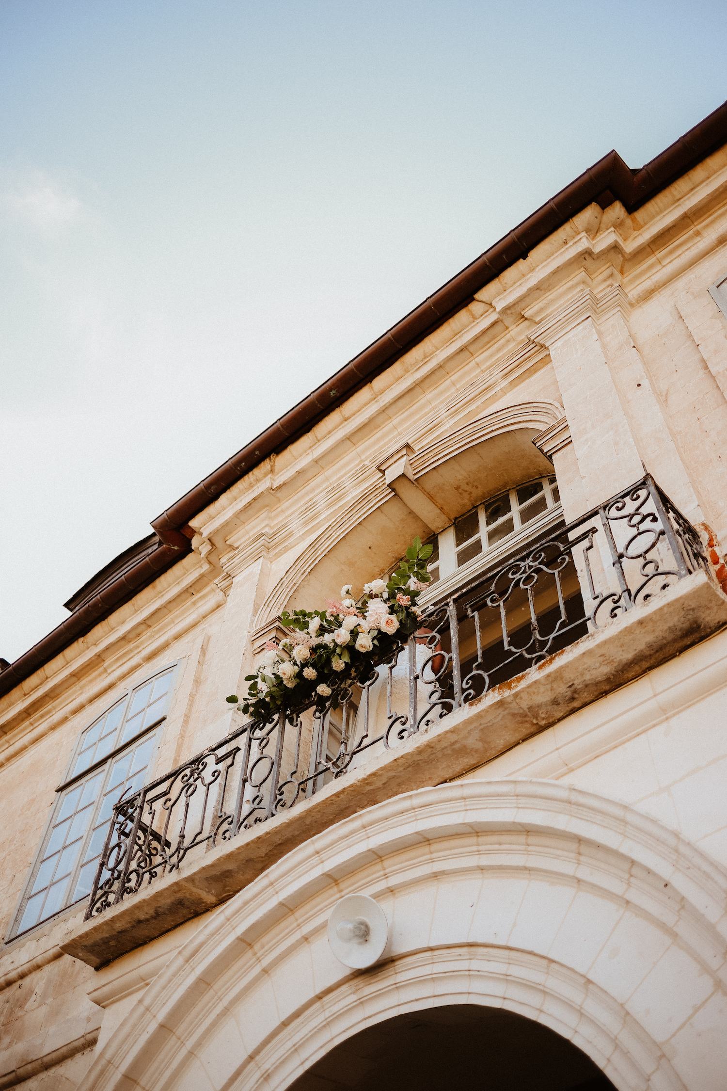 Mariage dans une Abbaye en Picardie - Fabiola + Christopher - Blog Mariage Madame C