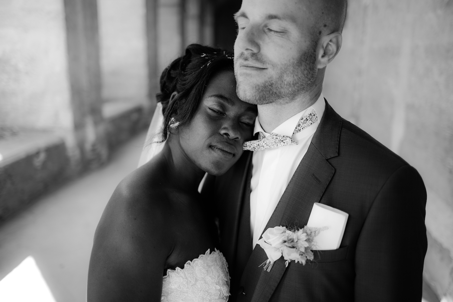 Mariage dans une Abbaye en Picardie - Fabiola + Christopher - Blog Mariage Madame C