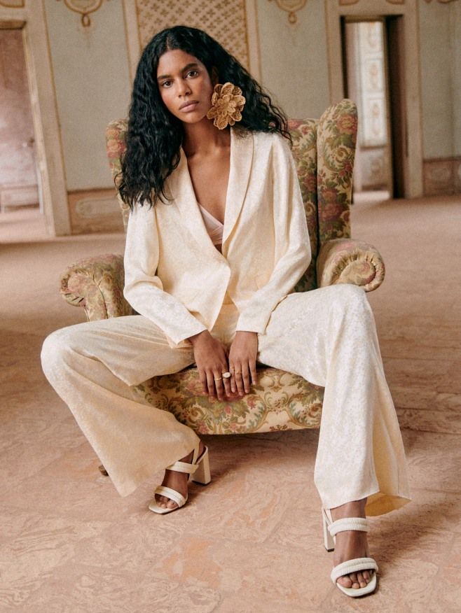 Sézane Cérémonie - La Capsule Mariage - Blog Mariage Madame C Sézane Cérémonie - La Capsule Mariage - Blog Mariage Madame C