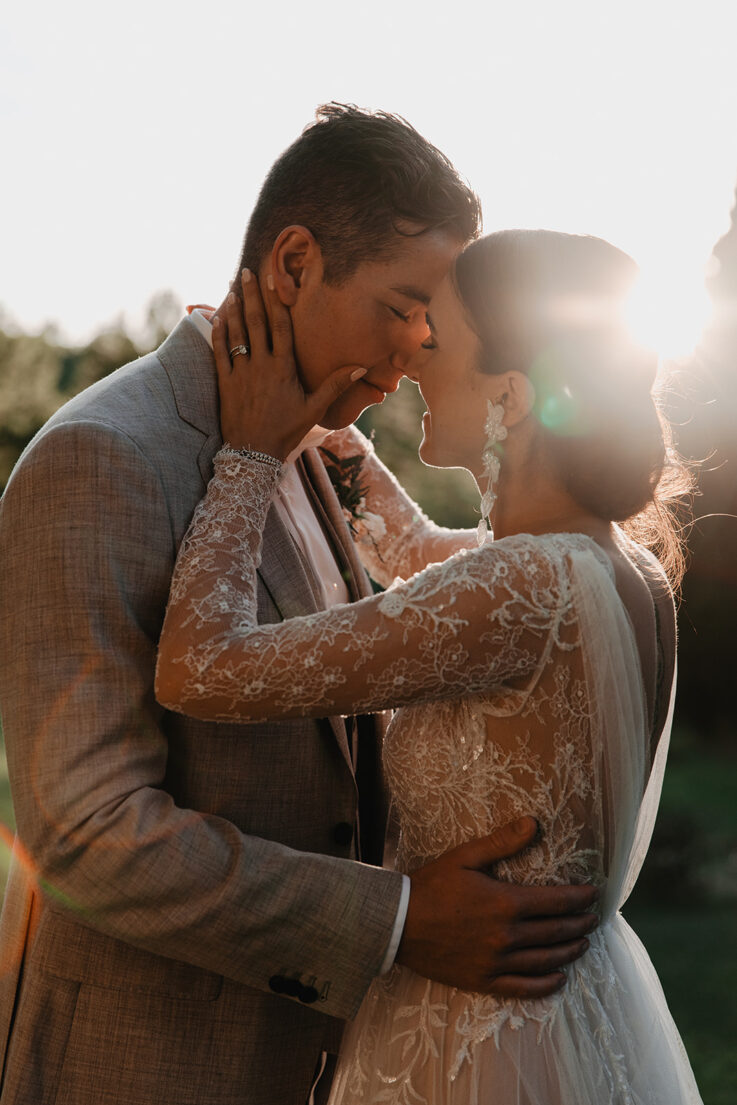 Mariage de Provence au Monastère de Ségries © Alchemia Photo and Film
