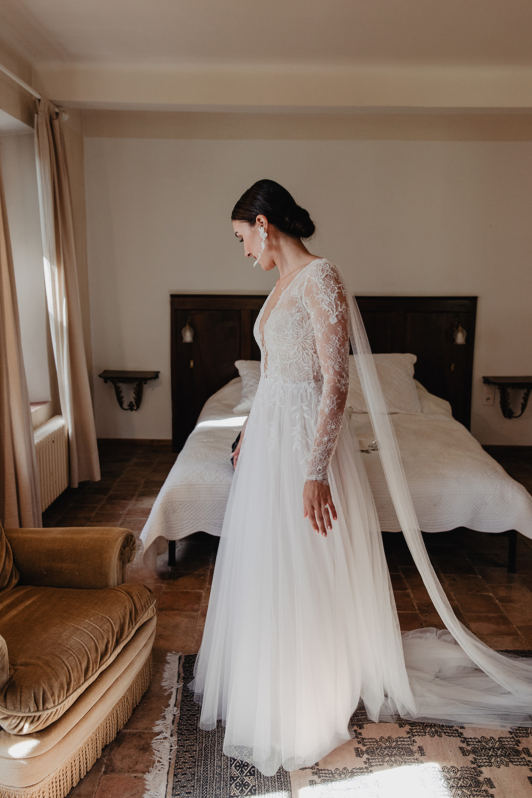 Mariage de Provence au Monastère de Ségries - Michelle + Andrin - Blog Mariage Madame C