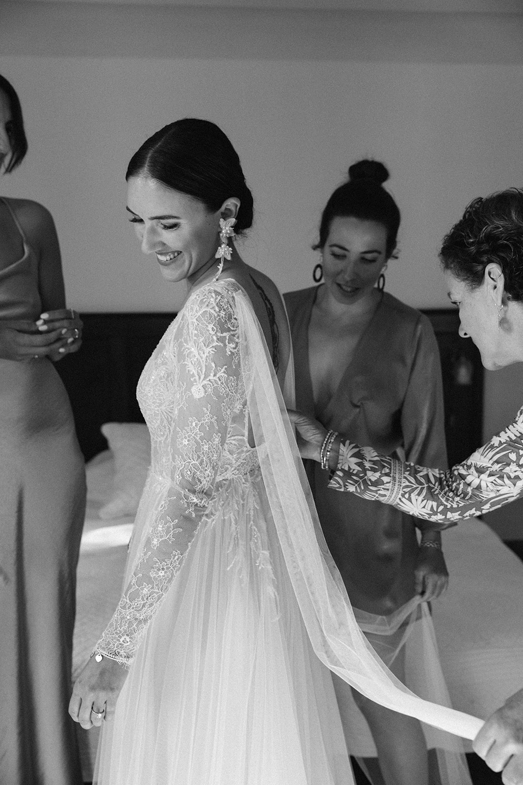 Mariage de Provence au Monastère de Ségries - Michelle + Andrin - Blog Mariage Madame C