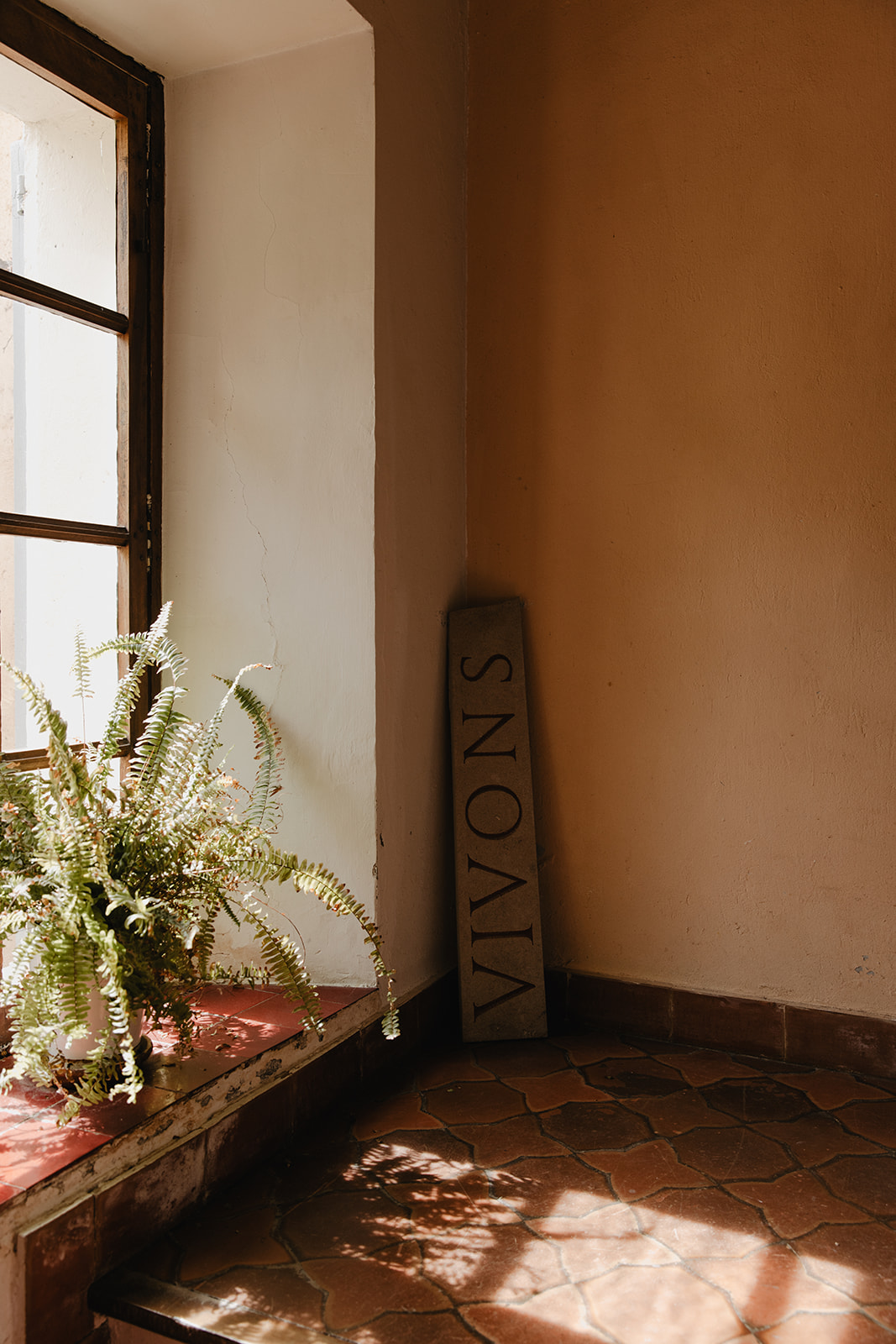 Mariage de Provence au Monastère de Ségries - Michelle + Andrin - Blog Mariage Madame C