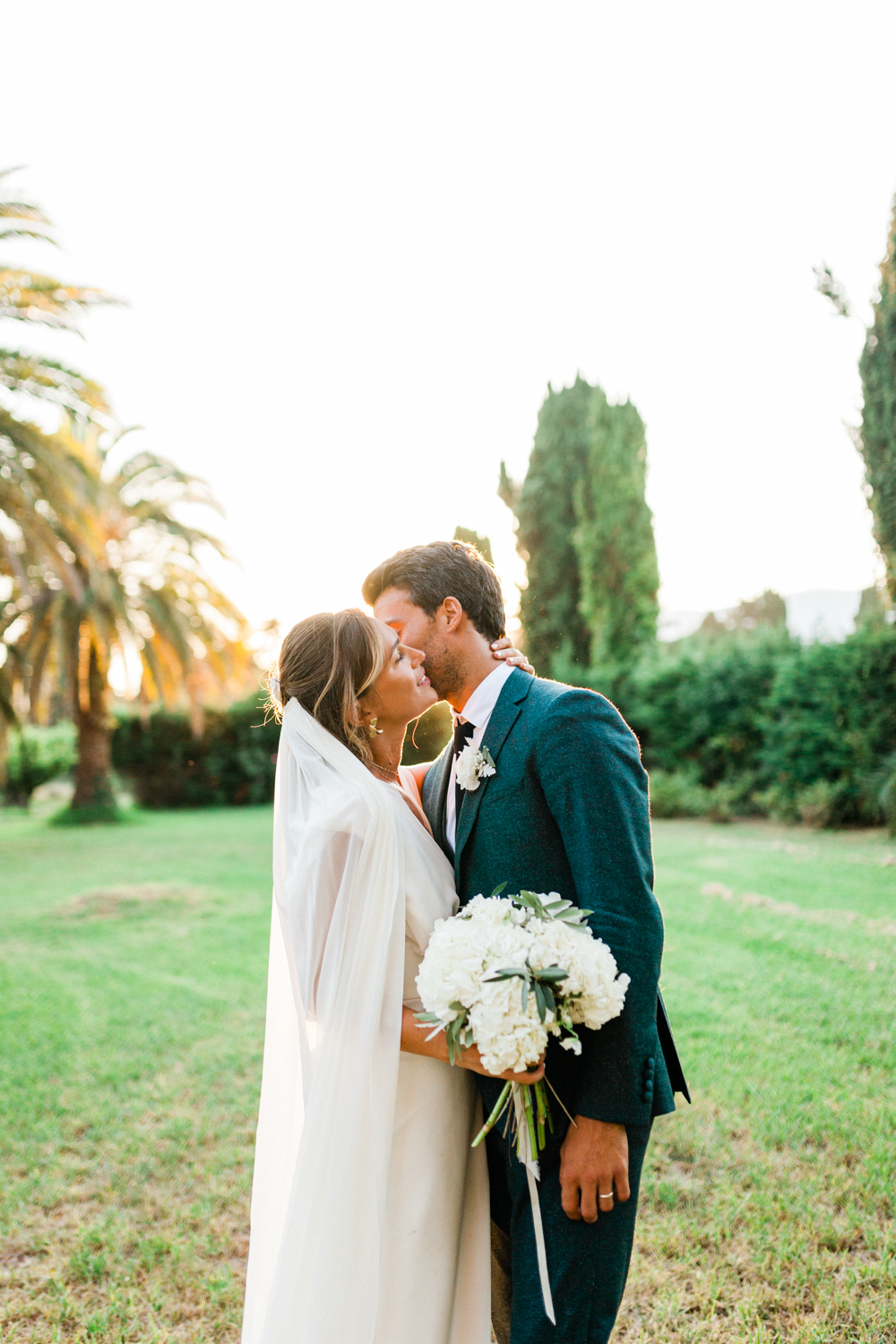 Mariage en Corse au Domaine de Vignale - Alice + Adrien - Blog Mariage Madame C