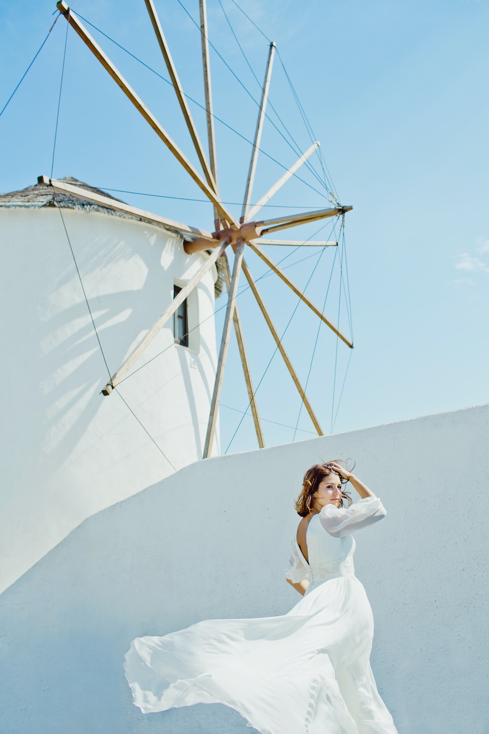 Un mariage en Grèce sur l'île de Sérifos - Jessica + Vincent - Blog Mariage Madame C