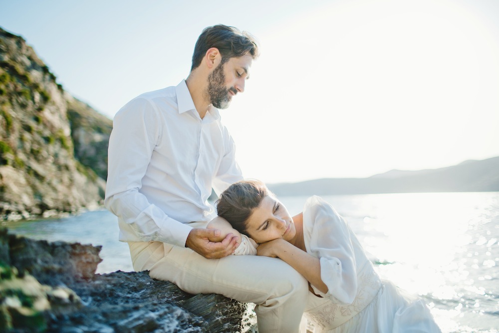 Un mariage en Grèce sur l'île de Sérifos - Jessica + Vincent - Blog Mariage Madame C