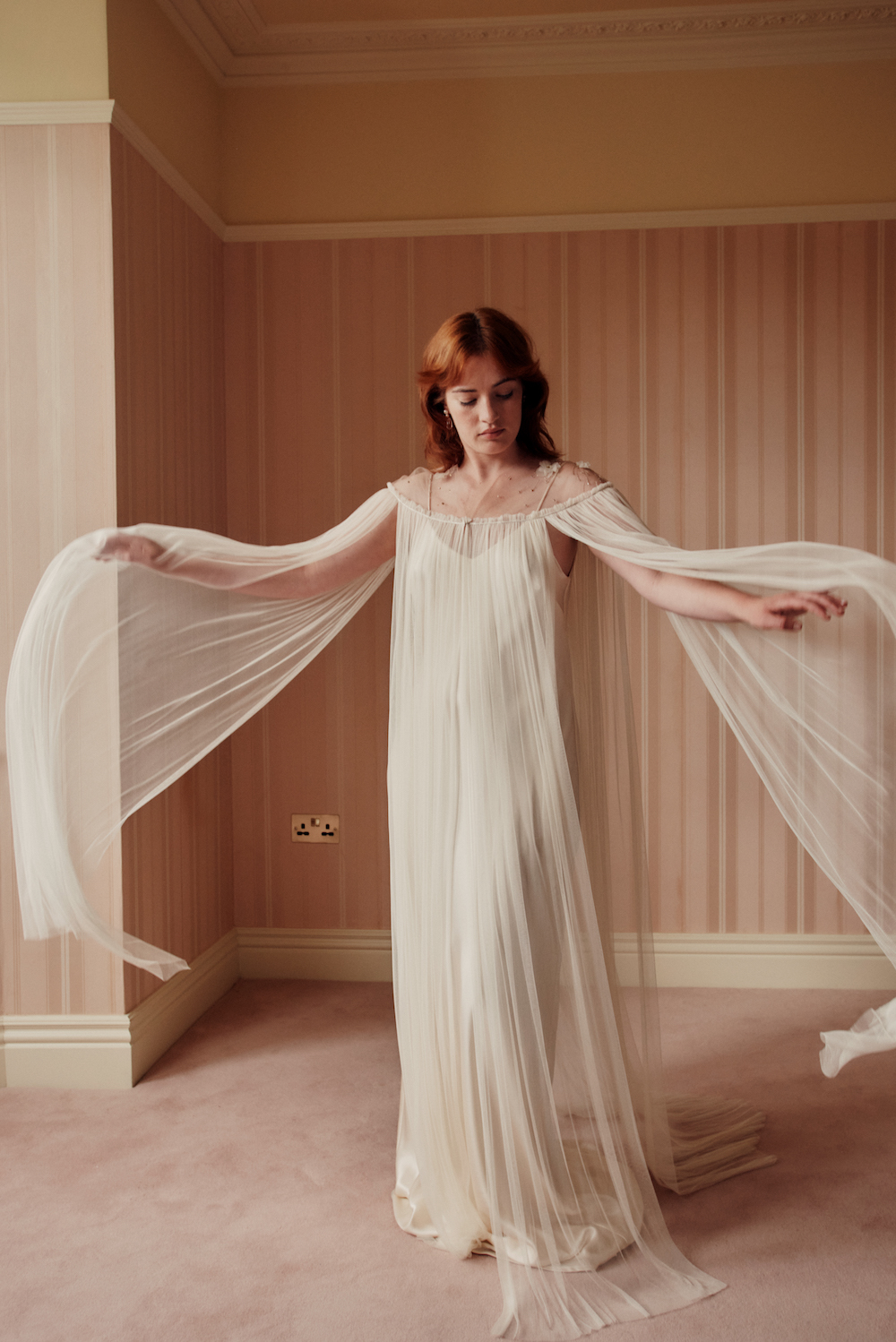 Christina Sfez Collection 2024 - Robe de mariée - Blog Mariage Madame C Christina Sfez Collection 2024 - Robe de mariée - Blog Mariage Madame C