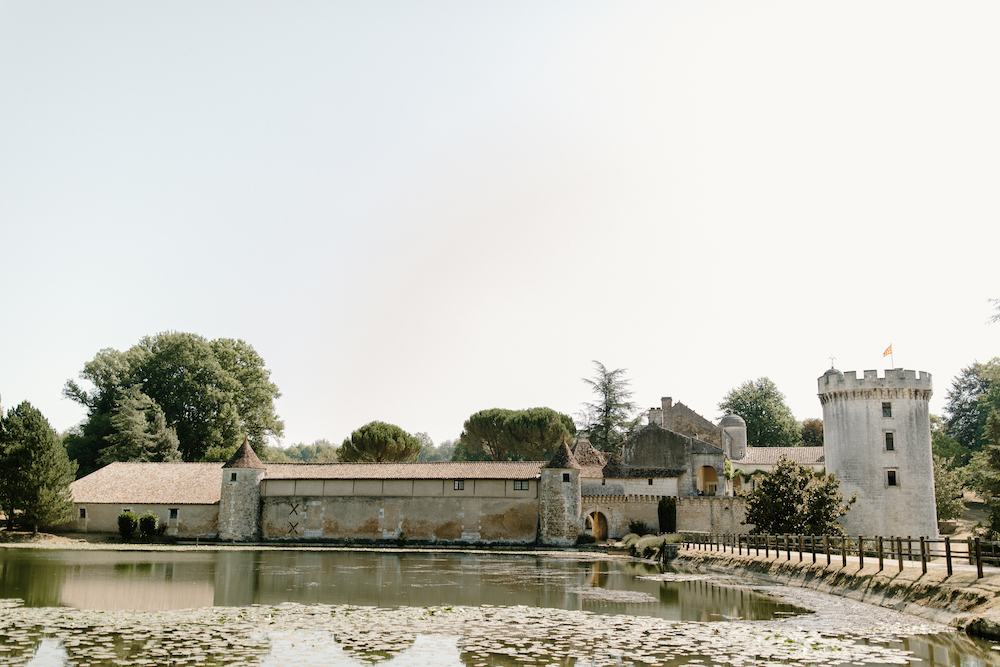 Mariage dans un Château de famille en Charente - Héloïse + Thomas - Blog Mariage Madame C Mariage dans un Château de famille en Charente - Héloïse + Thomas - Blog Mariage Madame C