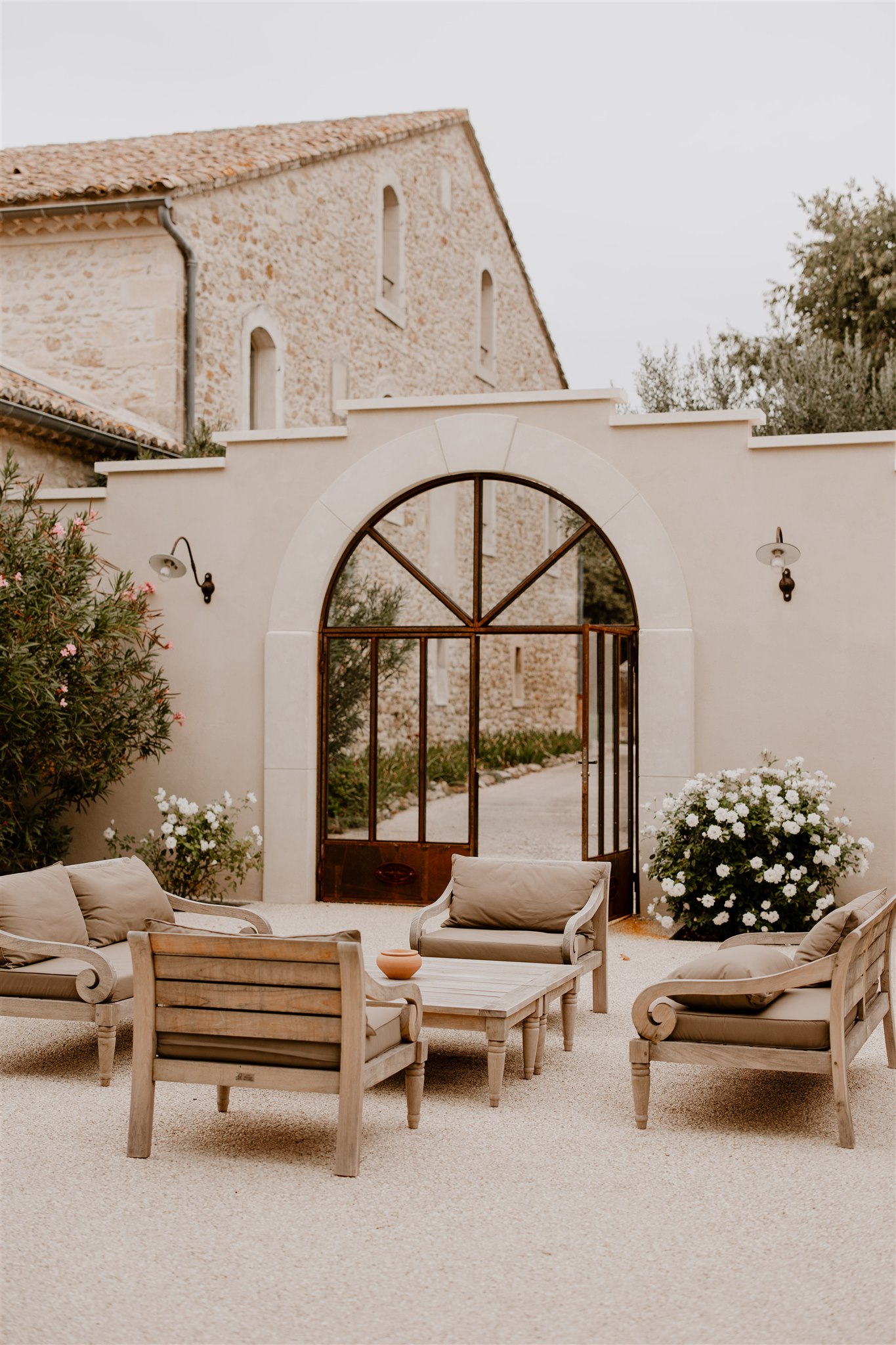 Mariage d'Automne aux Domaines de Patras - Raphaëlle + Julien - Blog Mariage Madame C