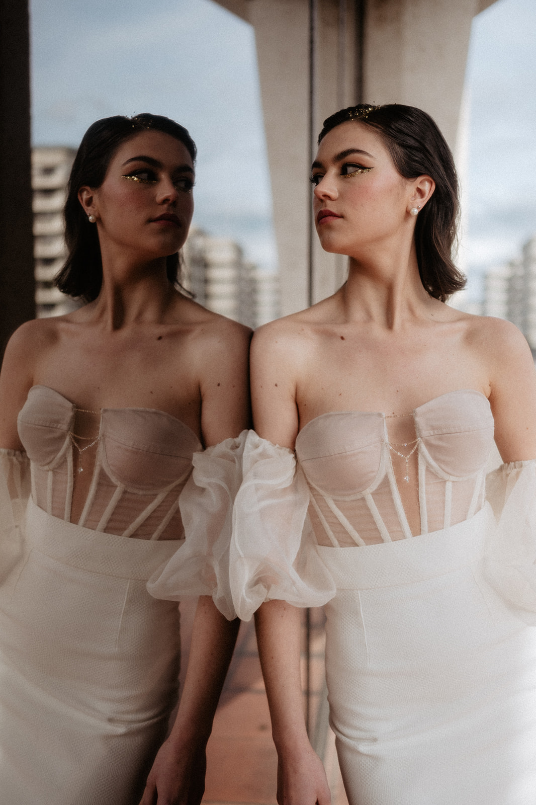 Lights from the city - Blog Mariage Madame C Mariage graphique à Bordeaux © Cleya Asulon