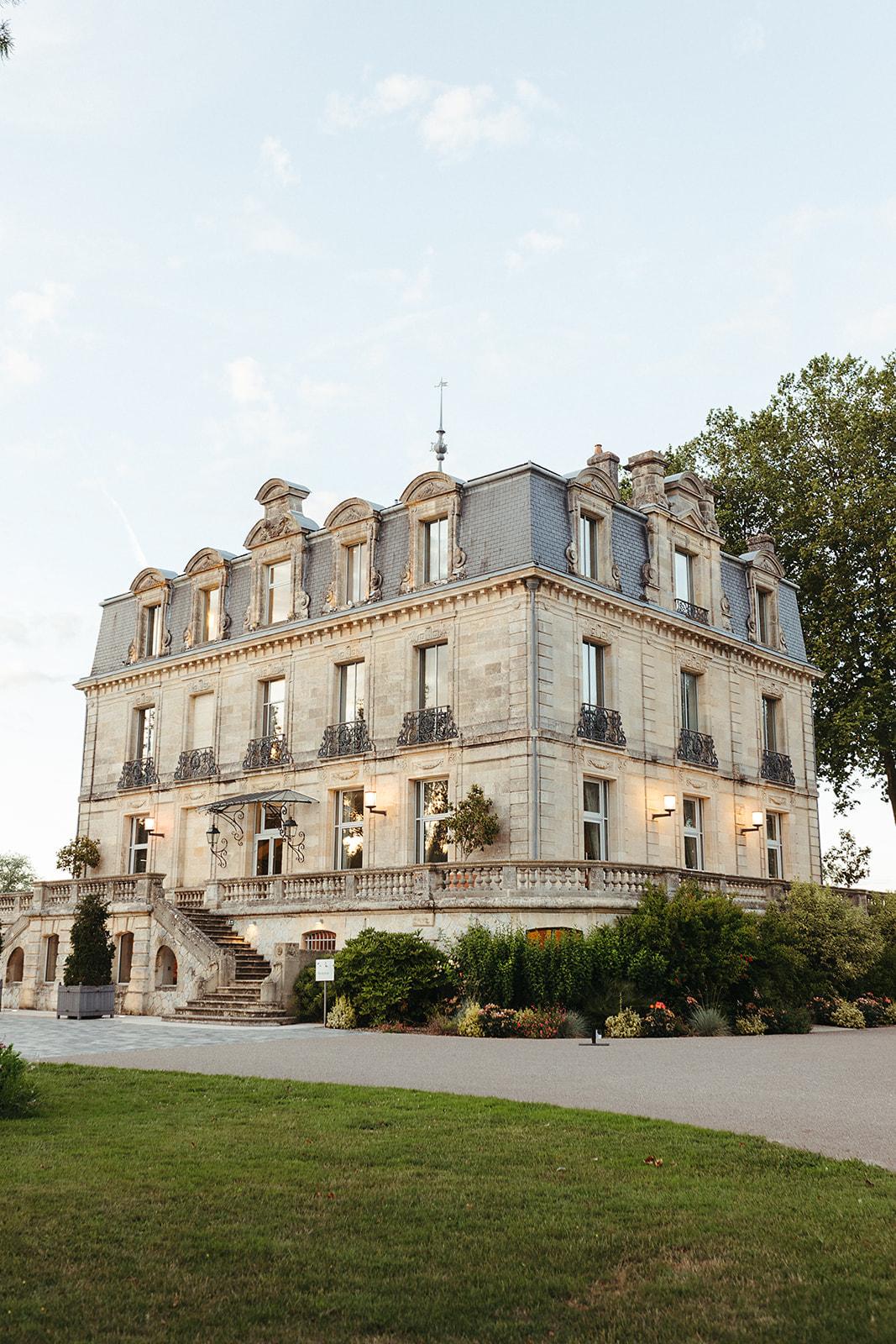 Mariage élégant au château Grattequina à Bordeaux - Eugénie + Hugo - Blog Mariage Madame C