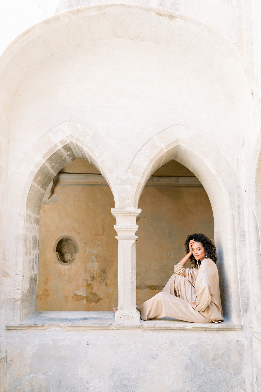 Romance de printemps à la Chartreuse de Valbonne - Blog Mariage Madame C