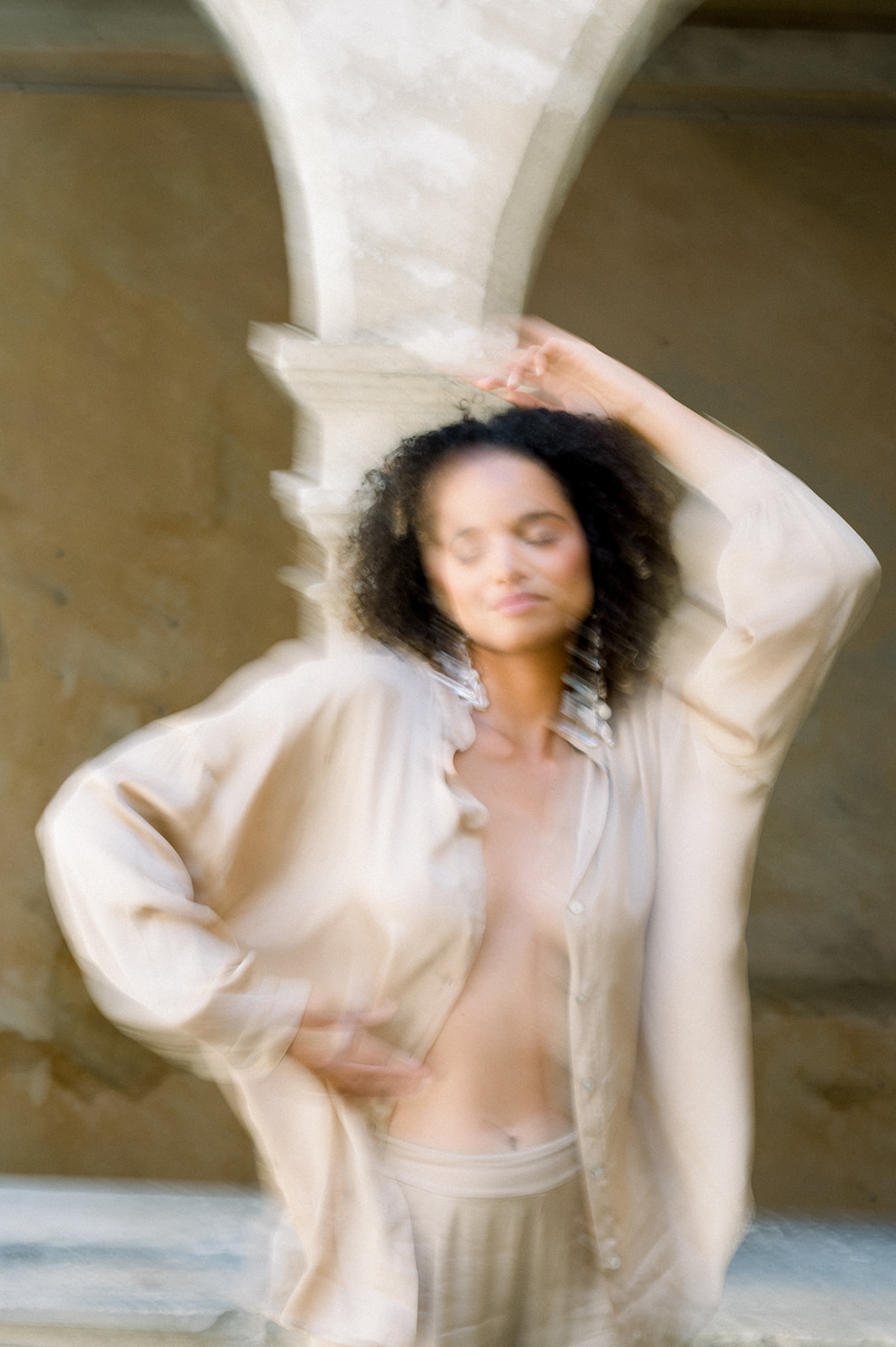 Romance de printemps à la Chartreuse de Valbonne - Blog Mariage Madame C