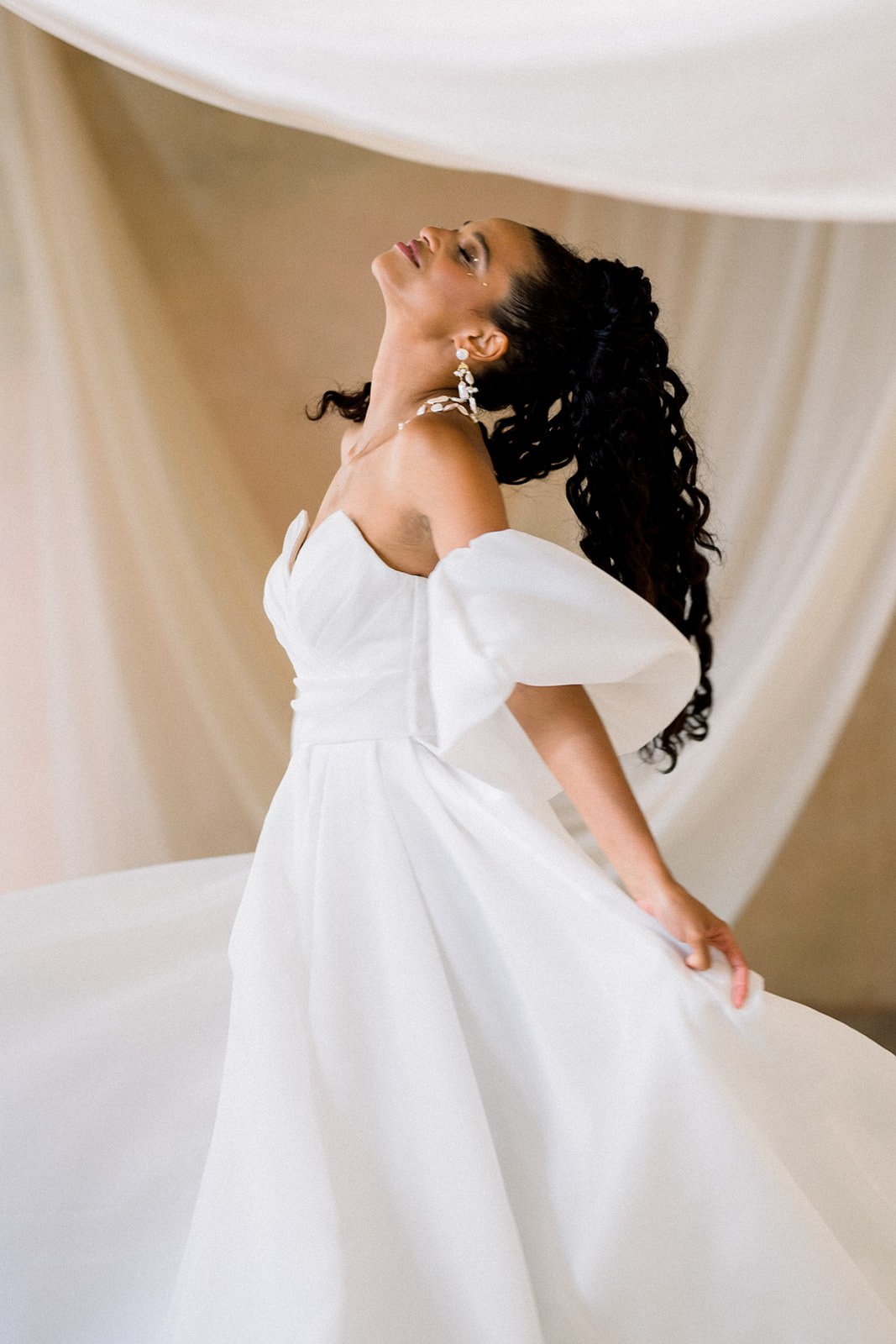 Romance de printemps à la Chartreuse de Valbonne - Blog Mariage Madame C