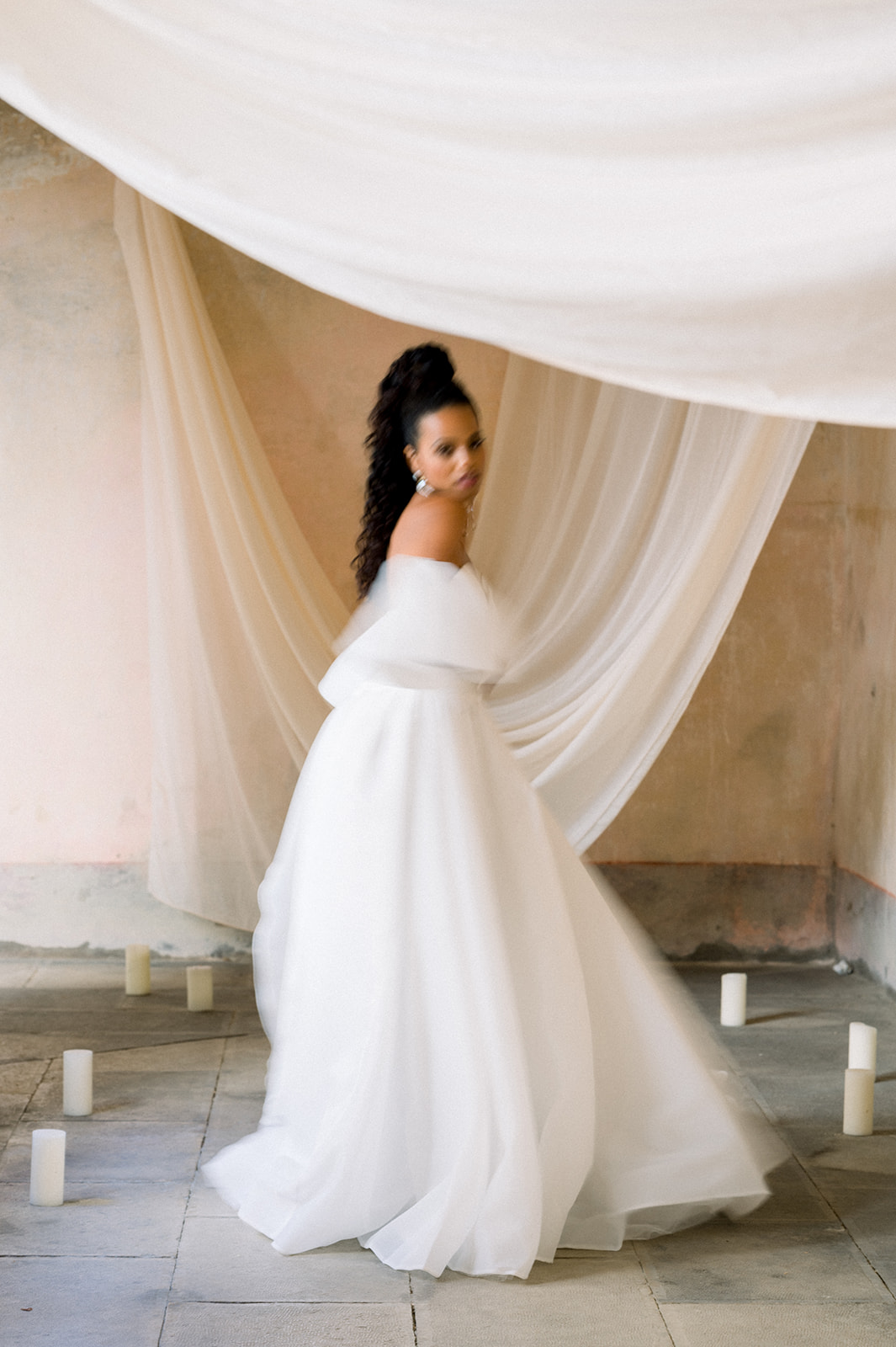 Romance de printemps à la Chartreuse de Valbonne - Blog Mariage Madame C