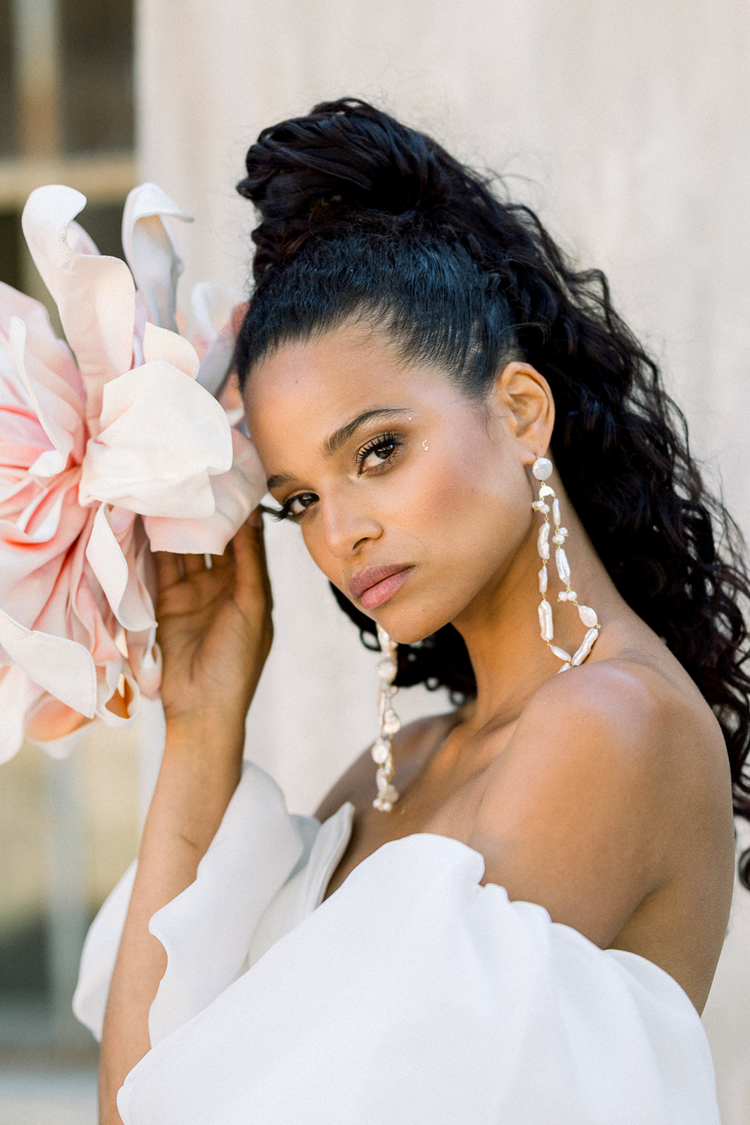 Romance de printemps à la Chartreuse de Valbonne - Blog Mariage Madame C