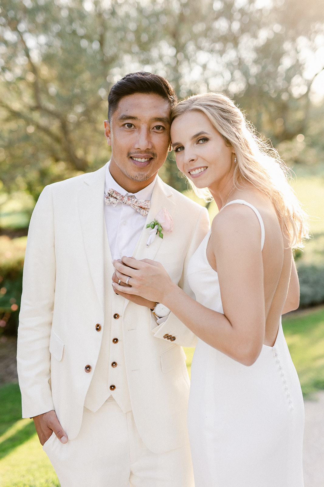 Mariage au Mas de la Rose en Provence - Tamara + Roan - Blog Mariage Madame C Mariage au Mas de la Rose en Provence - Tamara + Roan - Blog Mariage Madame C