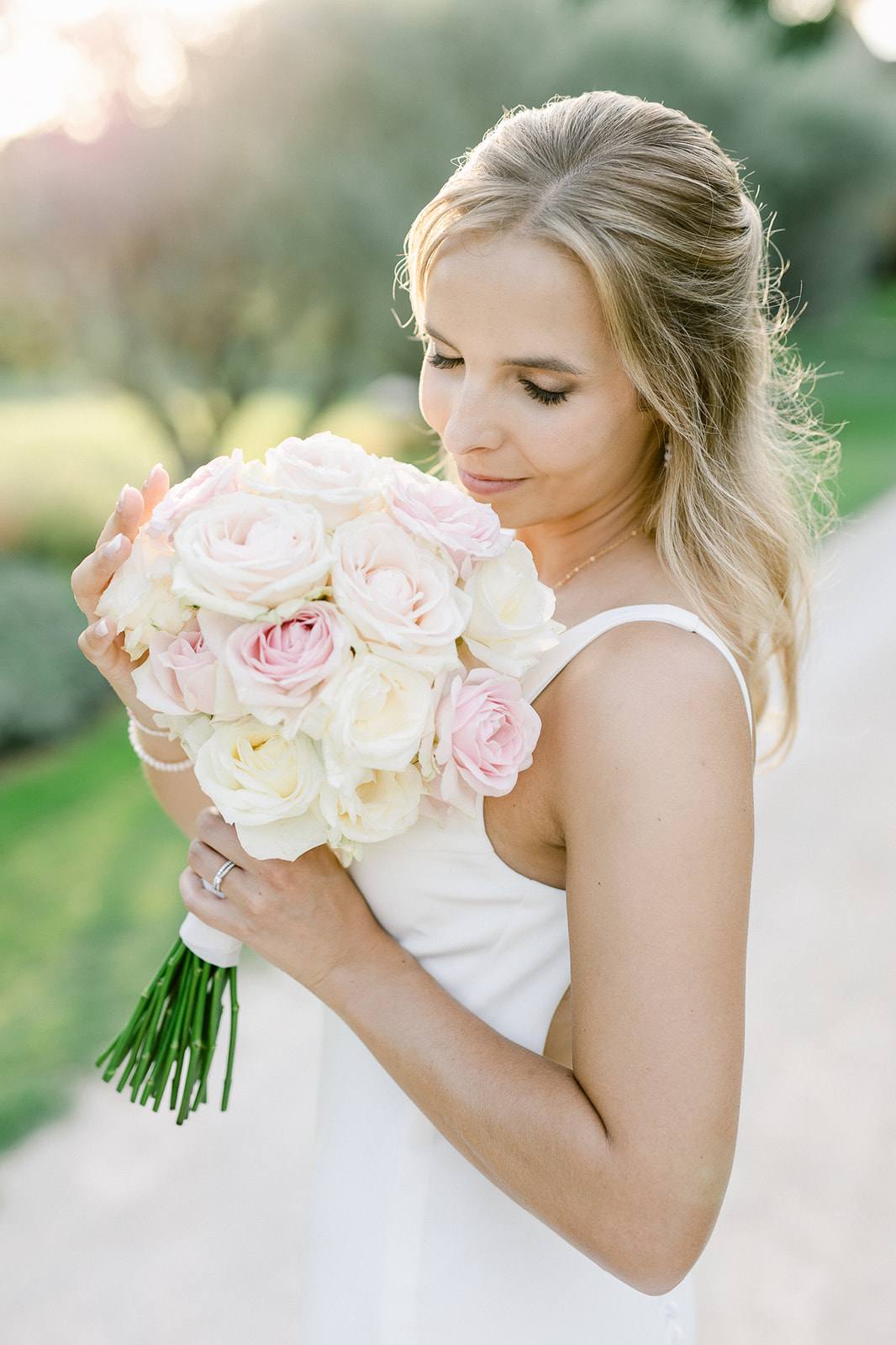 Mariage au Mas de la Rose en Provence - Tamara + Roan - Blog Mariage Madame C Mariage au Mas de la Rose en Provence - Tamara + Roan - Blog Mariage Madame C